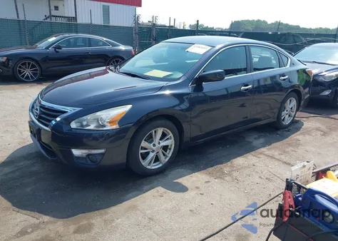 2015 Nissan Altima 2.5/S/Sv/Sl из США, поврежденный, VIN 1N4AL3AP6FC135585